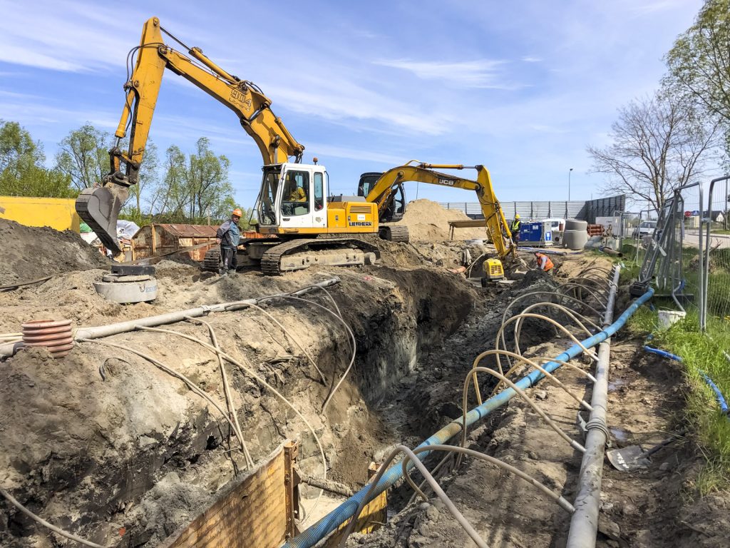 Prace ziemne wykopy drenażowe Instbud