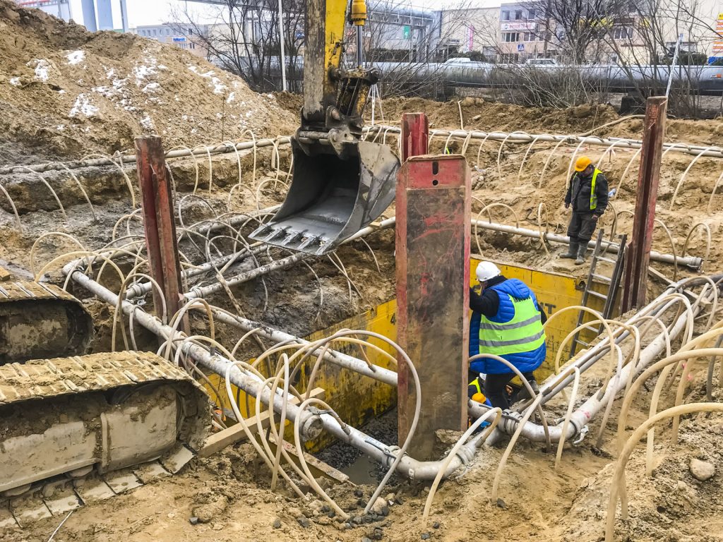 Prace terenowe wykopy Instbud